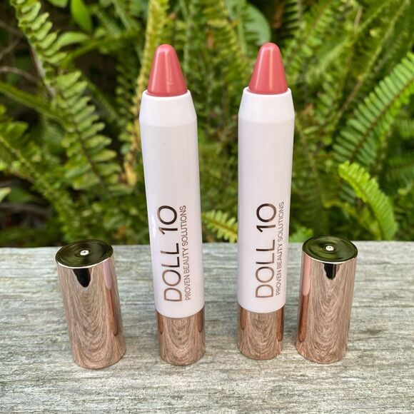 New Two (2) DOLL 10 Lip Crayon "Start Living" Full Size. Makeup Lipstick Beauty - Picture 1 of 12